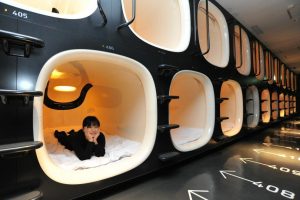 Capsule-Hotel-Tokyo-Japon-1110x739-300x200.jpg
