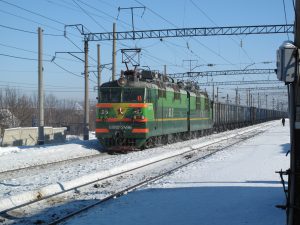 train-647288-300x225.jpg