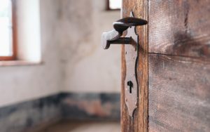 alexander-rumpel-462204-unsplash-300x188.jpg