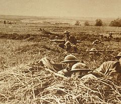 240px-American_troops_in_the_field_during_World_War_I.jpg