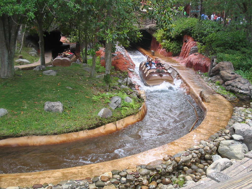 waterbaan_magic_kingdom-1540246817771.jpg