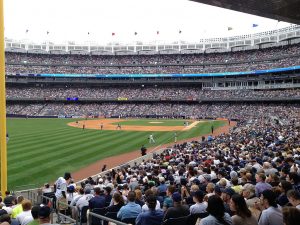 new_york_yankees_stadion_-22037226108--1540776355807-300x225.jpg