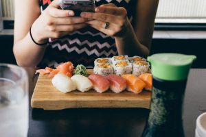 sushi-1547747406739-300x200.jpg