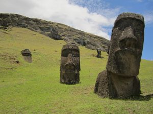 rapa-nui-1195928-300x225.jpg