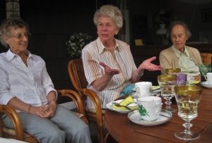 tea-party-1335722-300x203.jpg