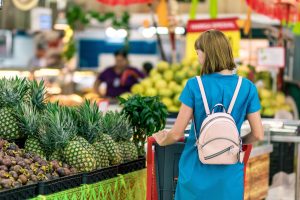 aisle-backpack-buyer-2292919-300x200.jpg