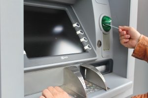 atm-1524870-300x200.jpg