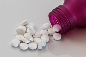 pills-384846-300x200.jpg