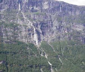 Vinnufossen_Sunndal_Norway_front-1-300x254.jpg