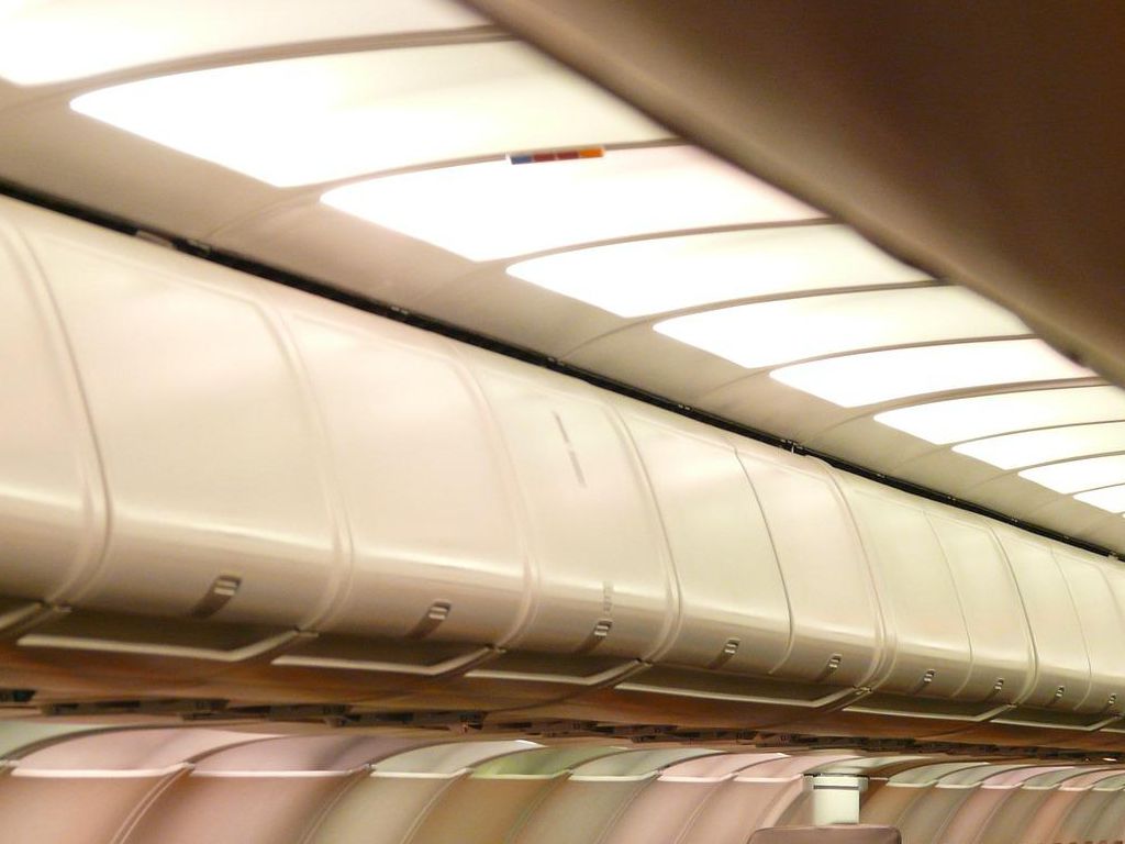 Real-Life-Stories-Embarrassingly-Entitled-Airline-Passengers-01.jpg.optimal.jpg