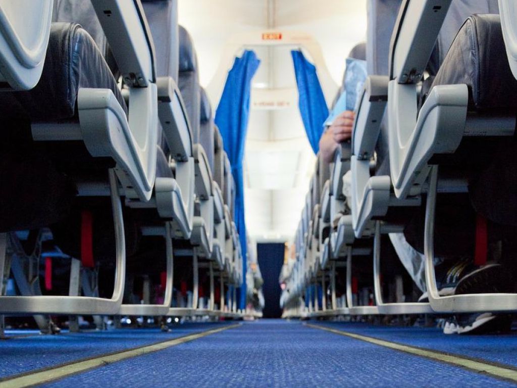 Real-Life-Stories-Embarrassingly-Entitled-Airline-Passengers-20.jpg.optimal.jpg