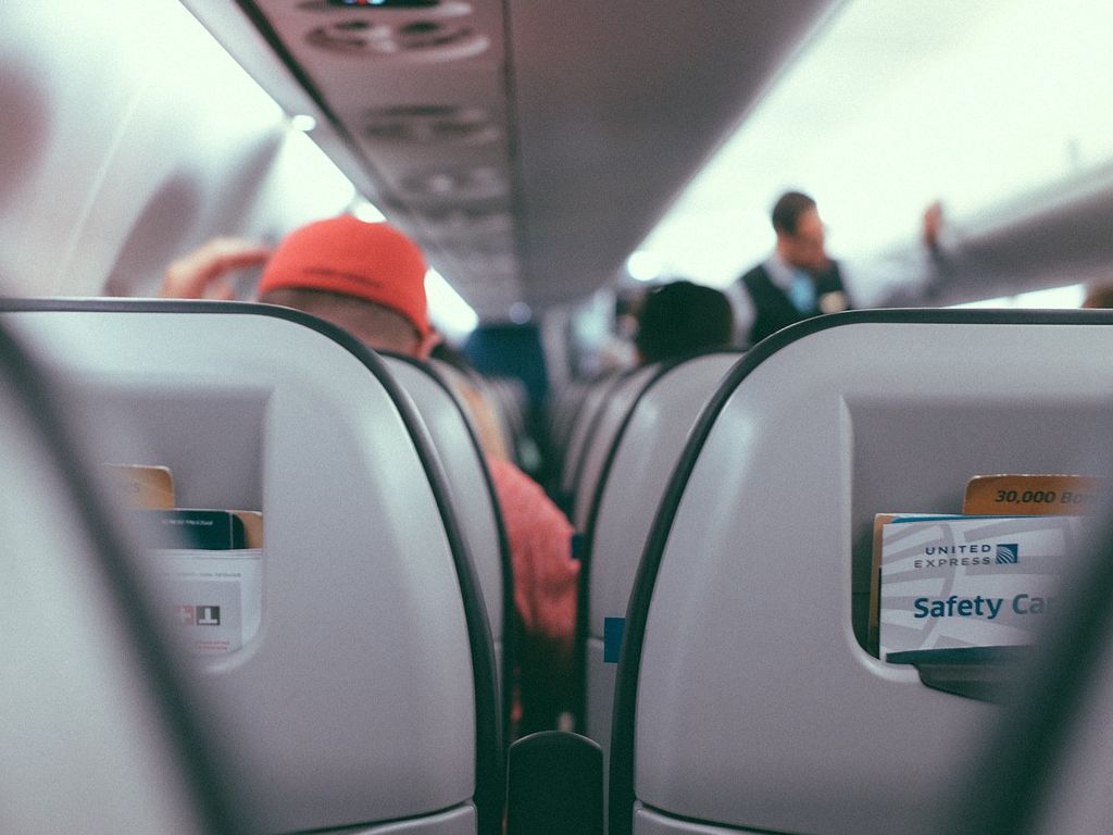 Real-Life-Stories-Embarrassingly-Entitled-Airline-Passengers-25.jpg.optimal.jpg