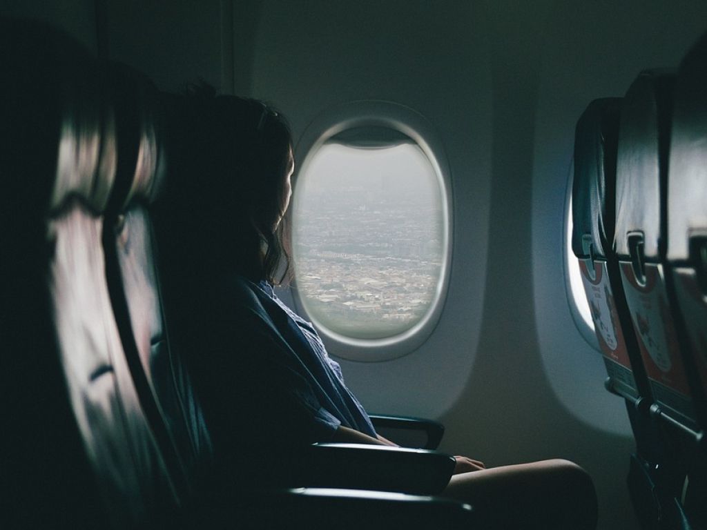 Real-Life-Stories-Embarrassingly-Entitled-Airline-Passengers-38.jpg.optimal.jpg