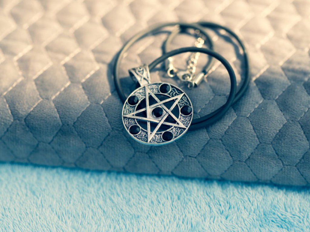 goth-medal-2-shutterstock_1950598510-768x512-1.jpg.optimal.jpg