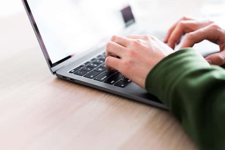 man-working-on-his-laptop-computer-768x512-1.jpg.optimal.jpg